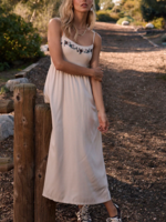 Peni Midi Dress