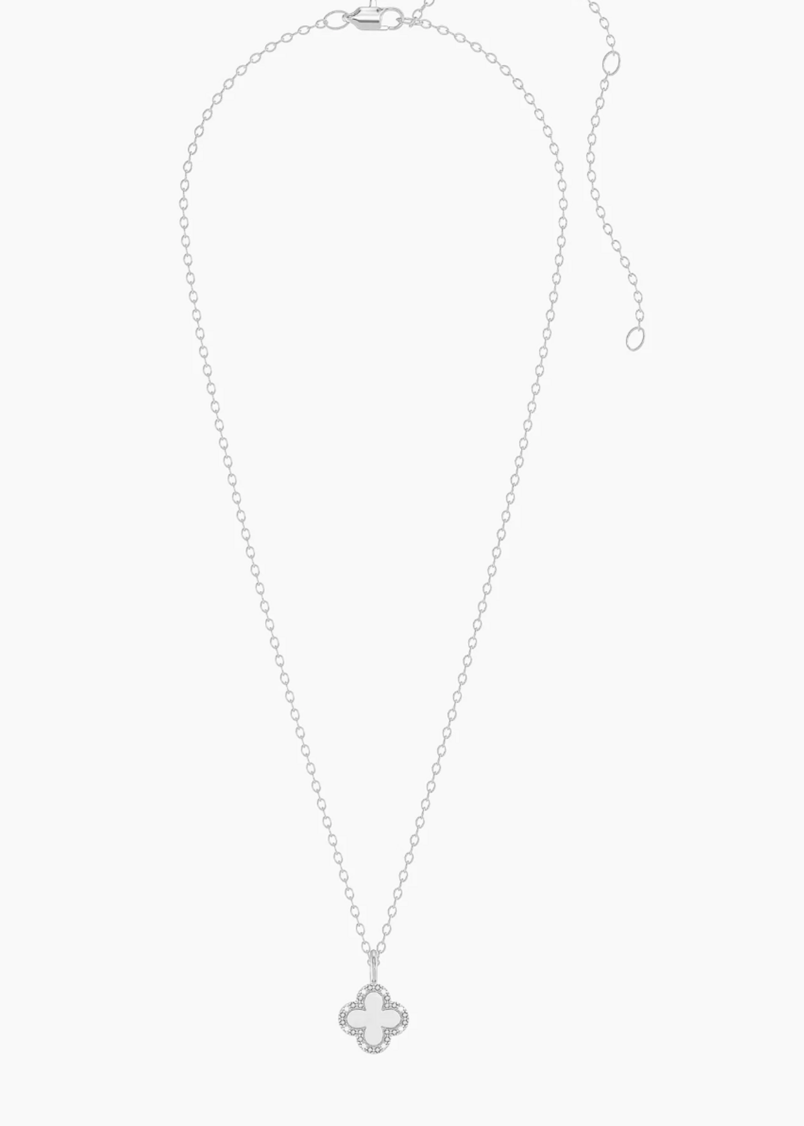 Classic Bloom Pendant Necklace