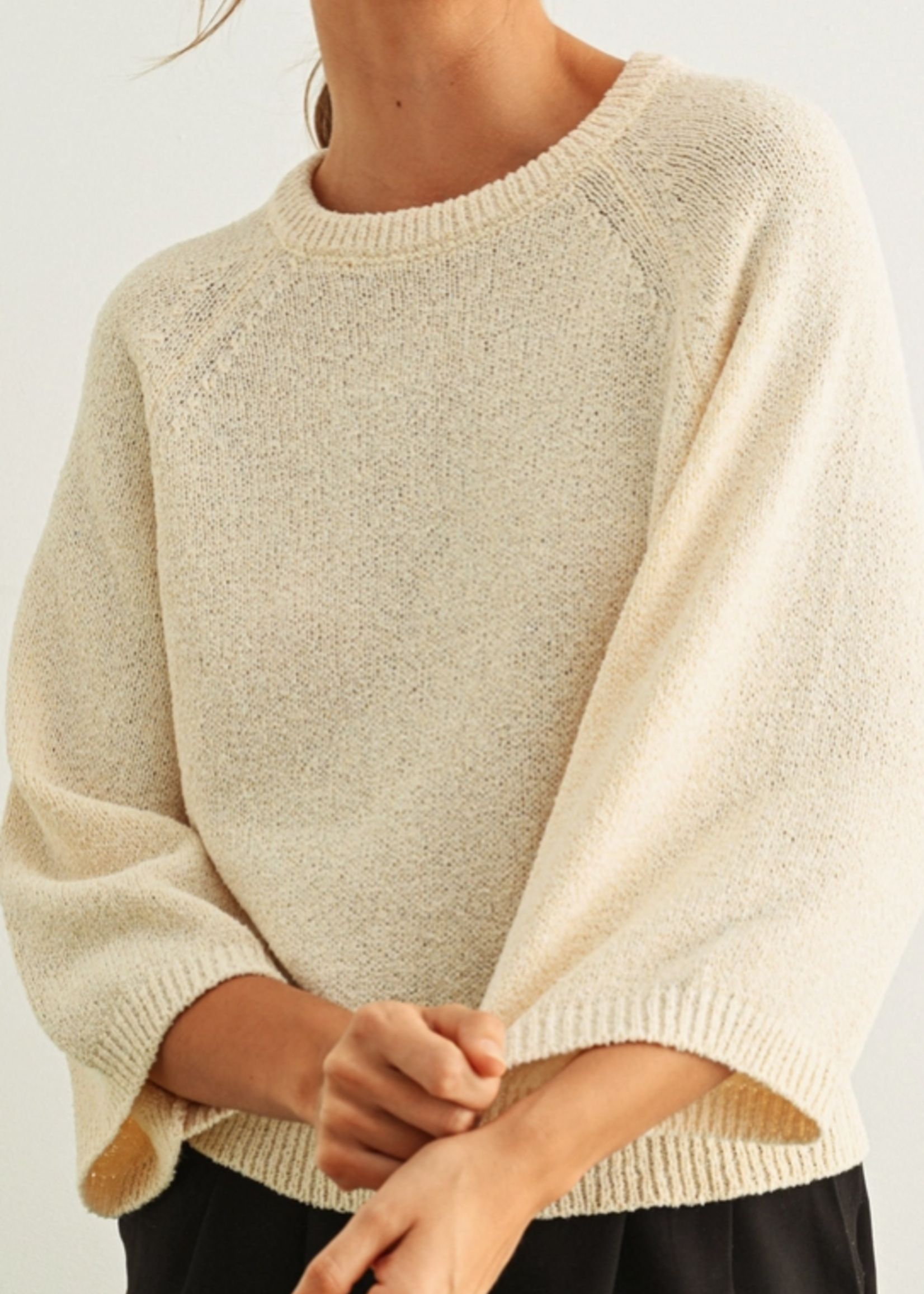 Round Neck 3/4 Sleeve Knitted Top