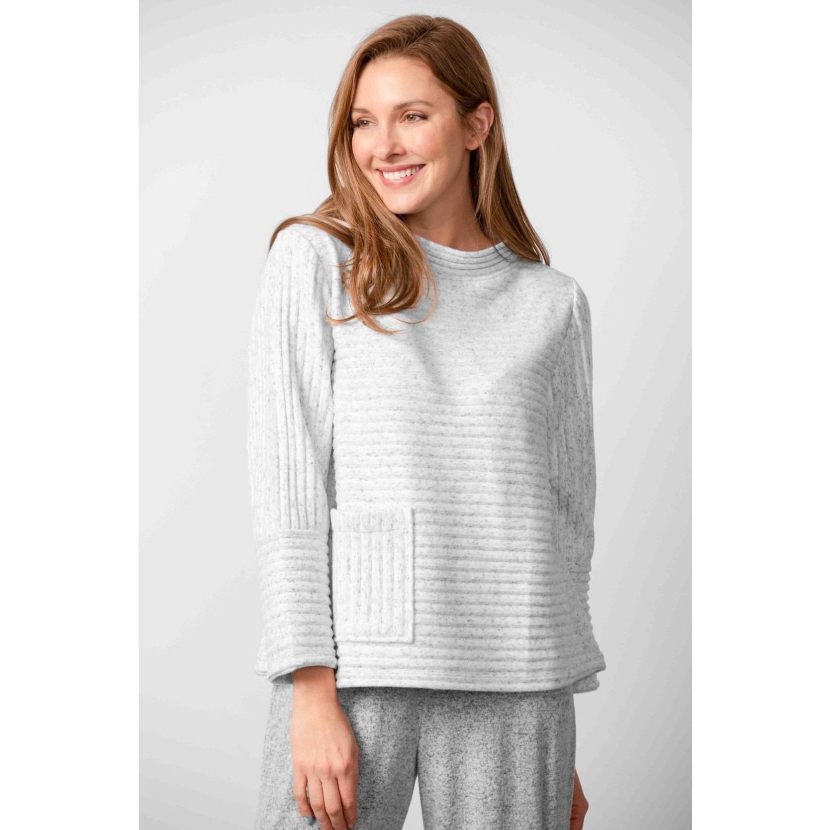 HABITAT PLEATED FLEECE POCKET PULLOVER