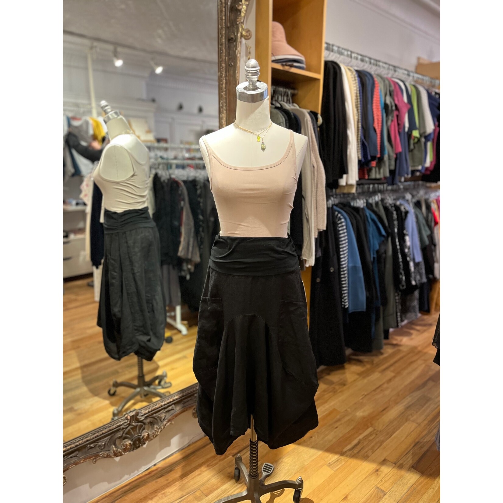 LUNA LUZ SKIRT W/ SIDE POCKETS