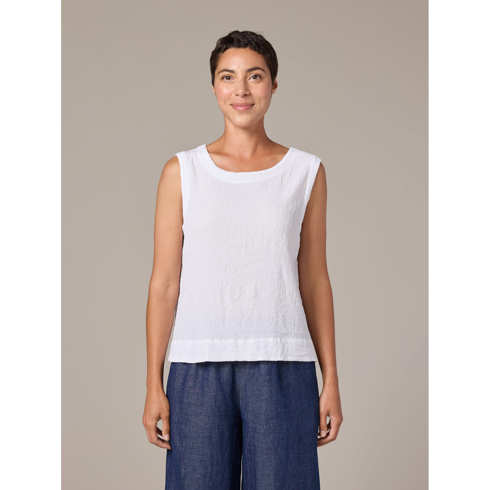 CUT LOOSE CRINKLE CHECK SHELL W/WIDE FACING