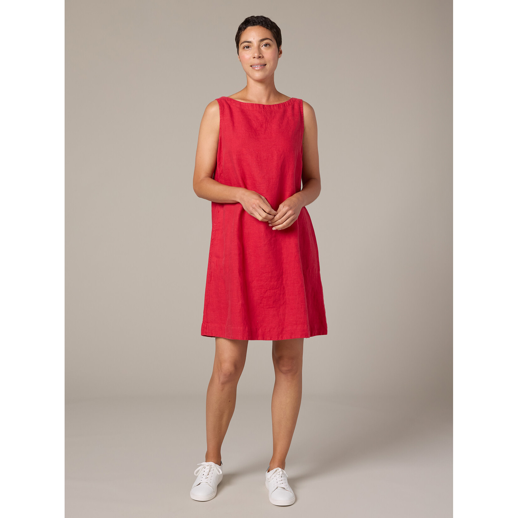 CUT LOOSE SOLID LINEN MODERN SHIFT DRESS