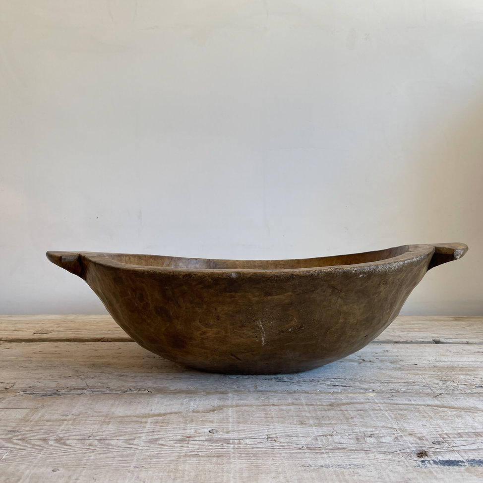 Planters & Bowls at Gild & Co Gild & Co.