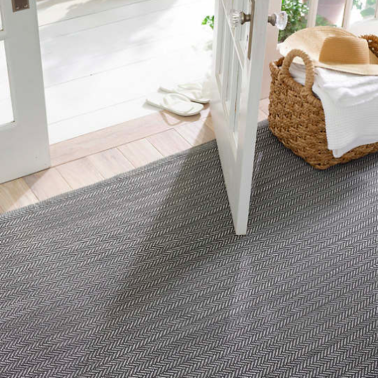Dash&Albert Herringbone Shale Indoor/Outdoor Rug