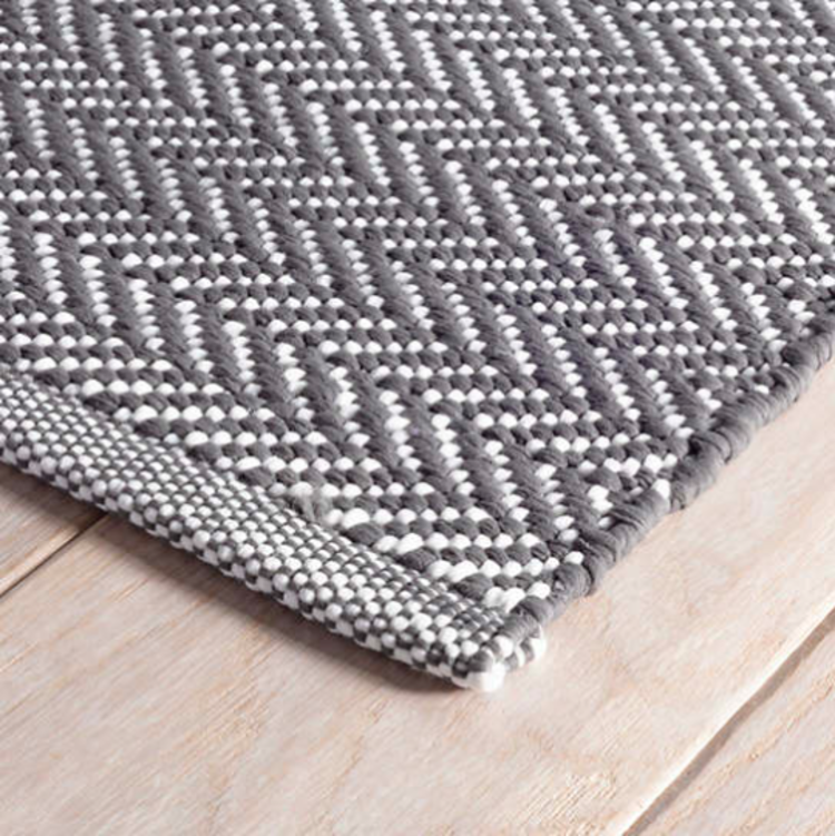 Dash&Albert Herringbone Shale Indoor/Outdoor Rug