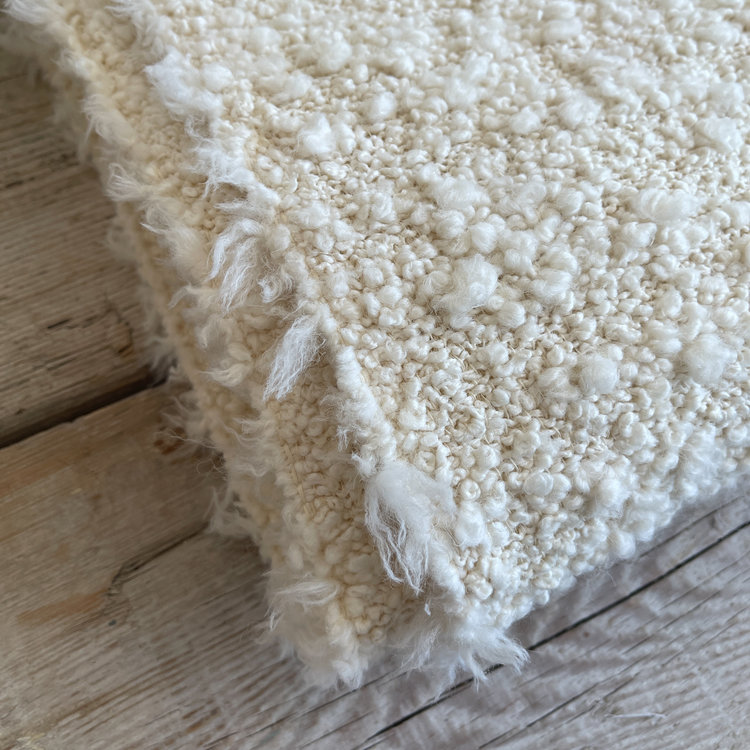 Kusama Throw Blanket, Cream