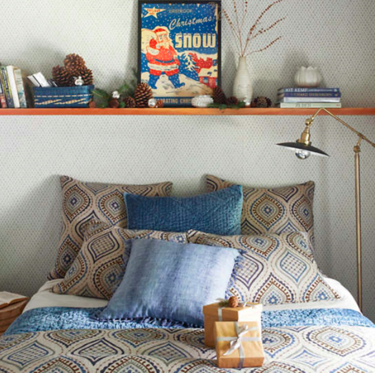 Dash&Albert Coronado Indigo Indoor/Outdoor Cushion