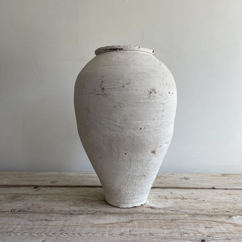 Vases & Vessels at Gild & Co - Gild & | Wandobjekte