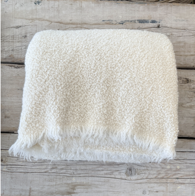 Kurlisuri Alpaca Cream King Size Throw