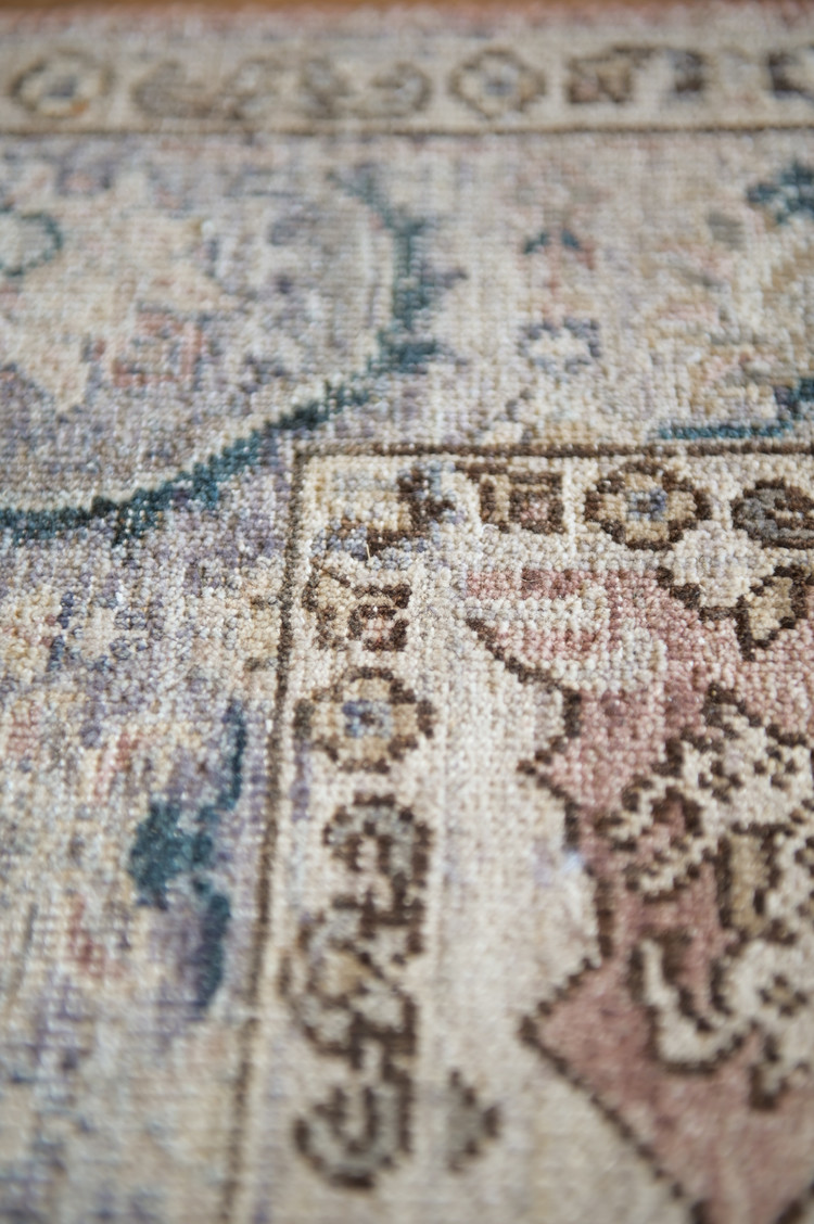 Someplace in Time Hand-Knotted Wool Rug Pendulum