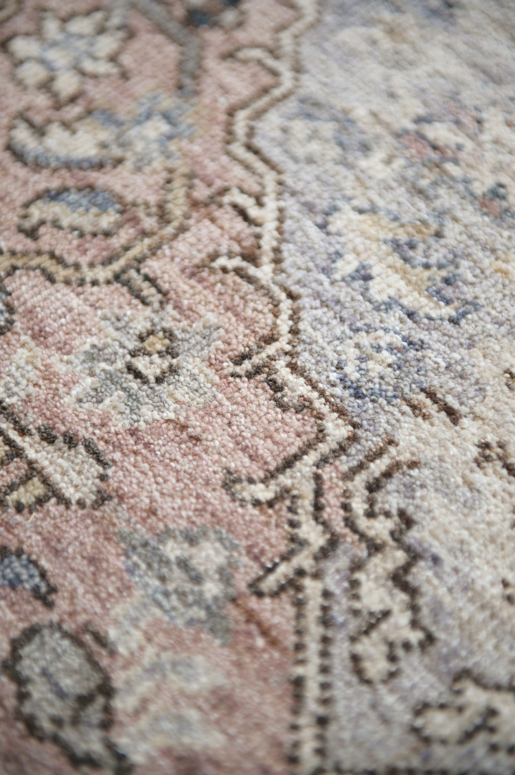 Someplace in Time Hand-Knotted Wool Rug Pendulum