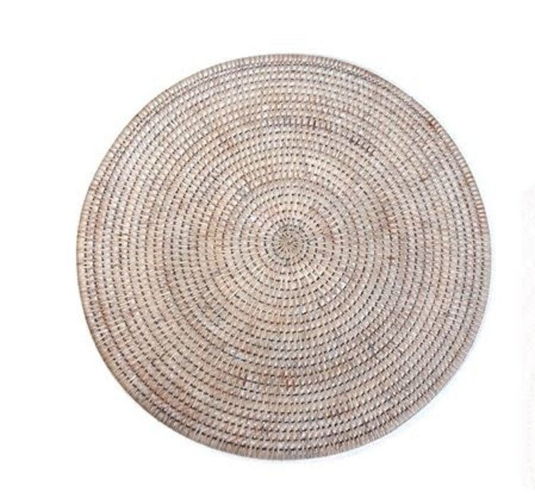 Round Rattan Placemat in White-Wash