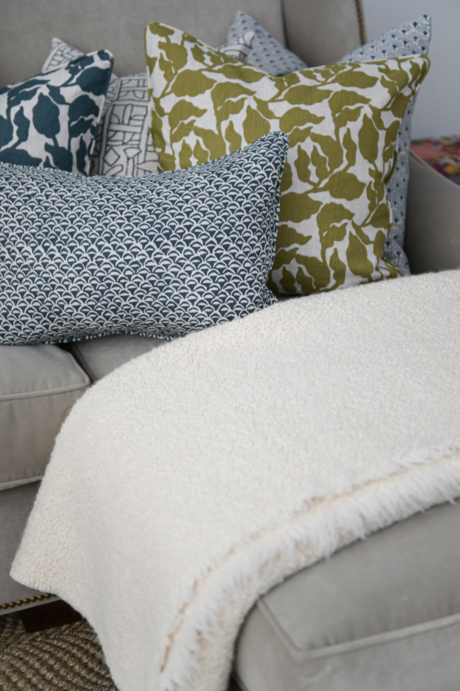 Cream king size throw sale