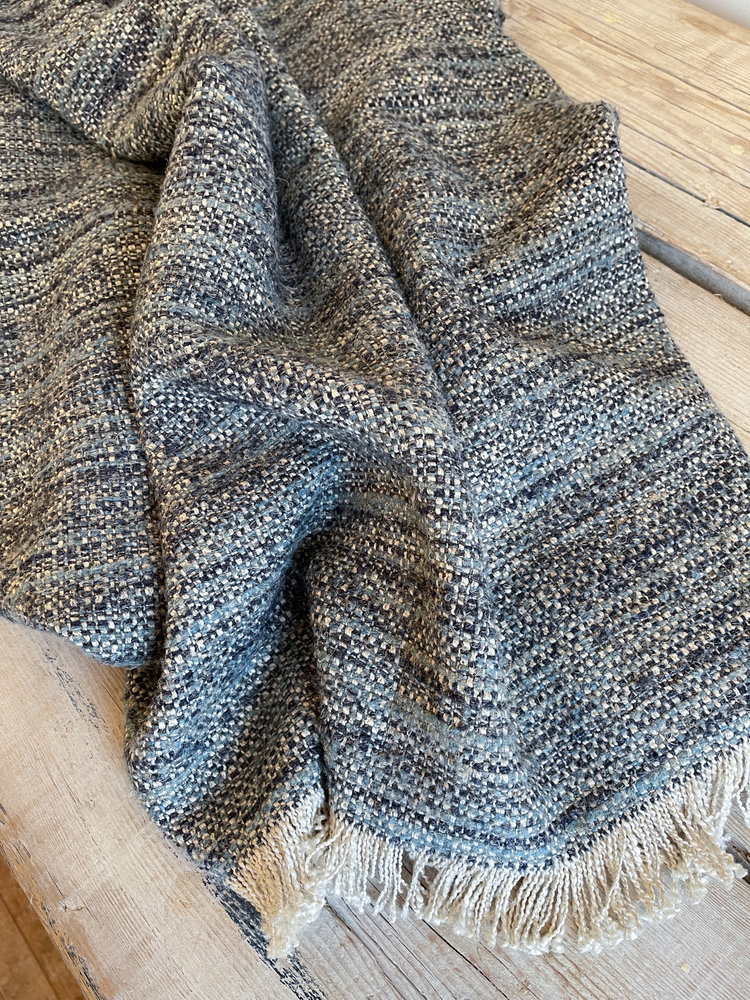 Naka Throw Blanket in Blue