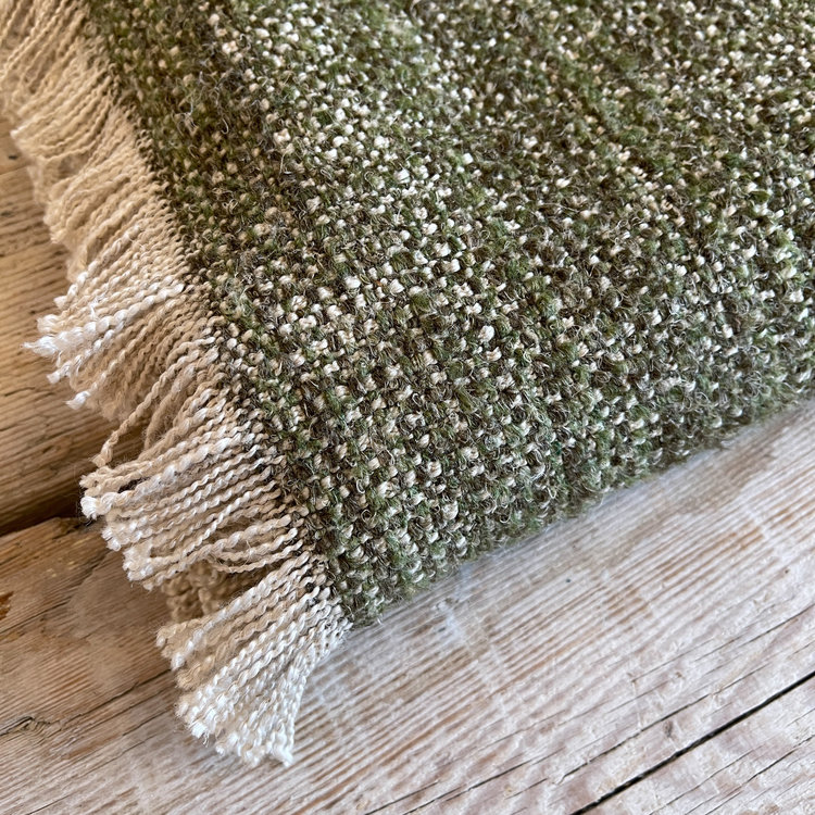 Naka Throw Blanket in Green