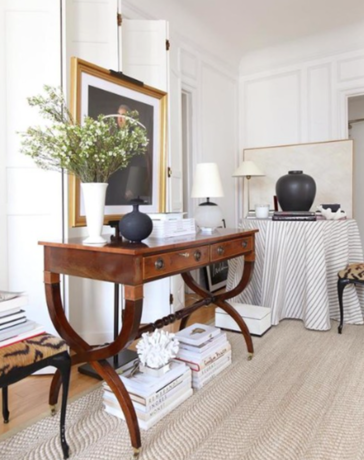 Terri Large Round Table Lamp in Alabaster