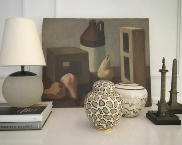 Terri Large Round Table Lamp in Alabaster