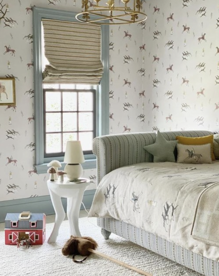 Terri Medium Lamp - Alabaster