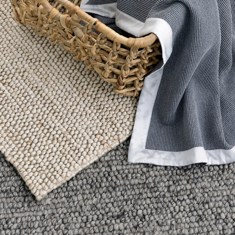 Niels Handwoven Wool/Viscose Rug