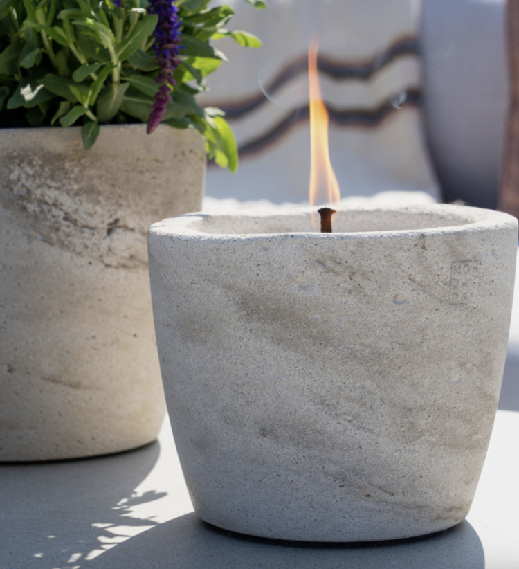 Mon Dada Unscented Outdoor Candle, Medium