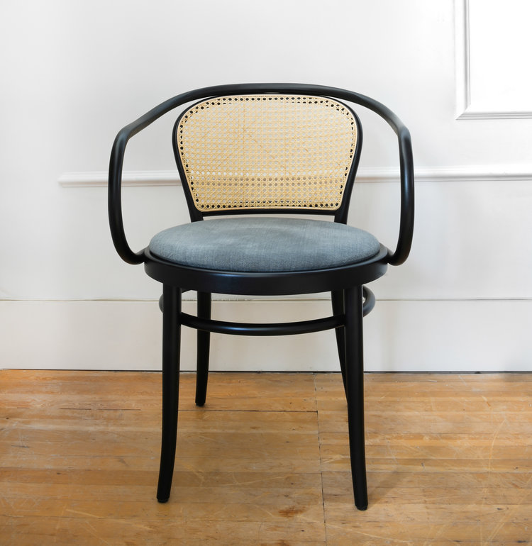 Bentwood Round Arm Chair