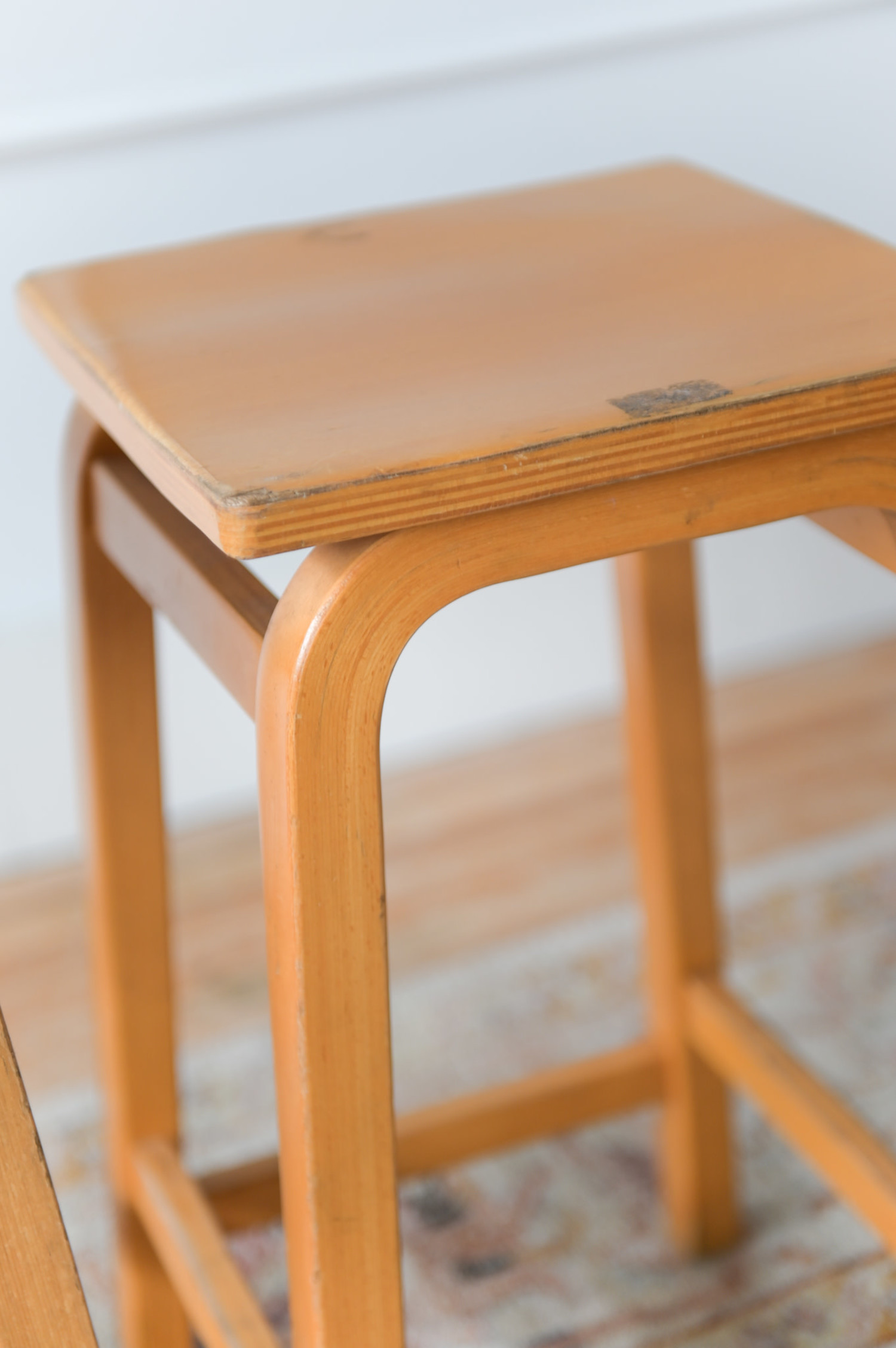 Mid-Century modern stool, UK, 20th C solid wood Vancouver - Gild & Co.