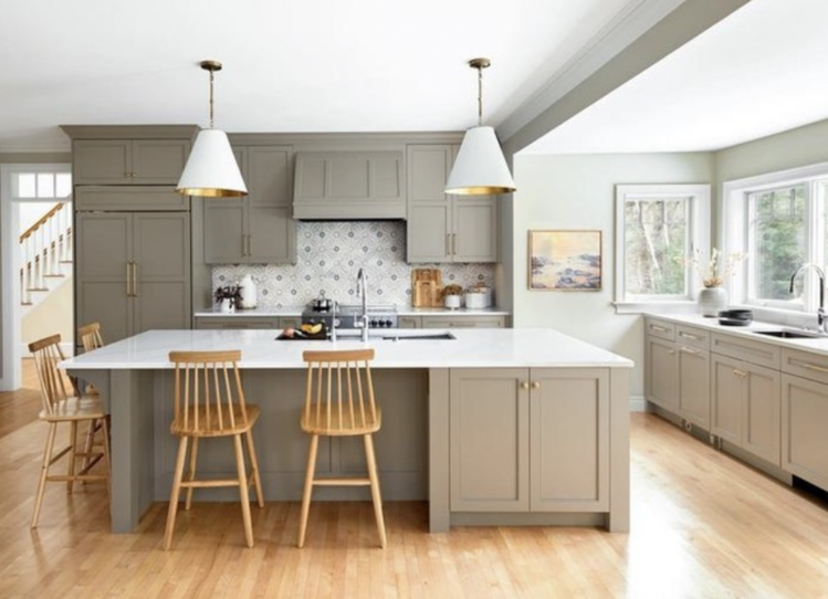 Goodman Hanging Light Small