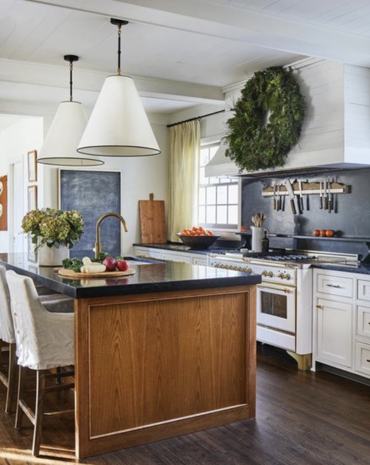 Goodman Hanging Light Large