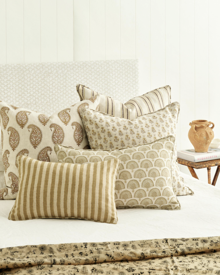 Kutch Shell Linen Cushion