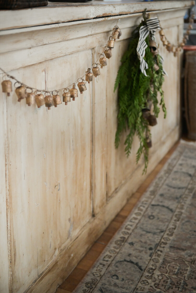 Noah Bell Garland Small (18 bells)