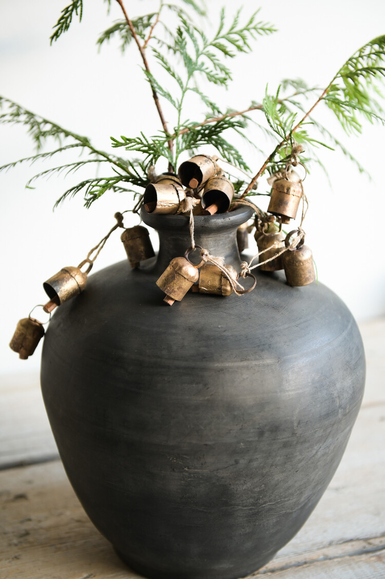 Noah Bell Garland Small (18 bells)