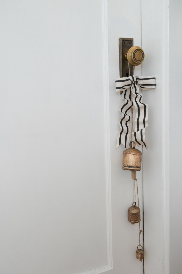 Noah Bells & Bows (3 bells)