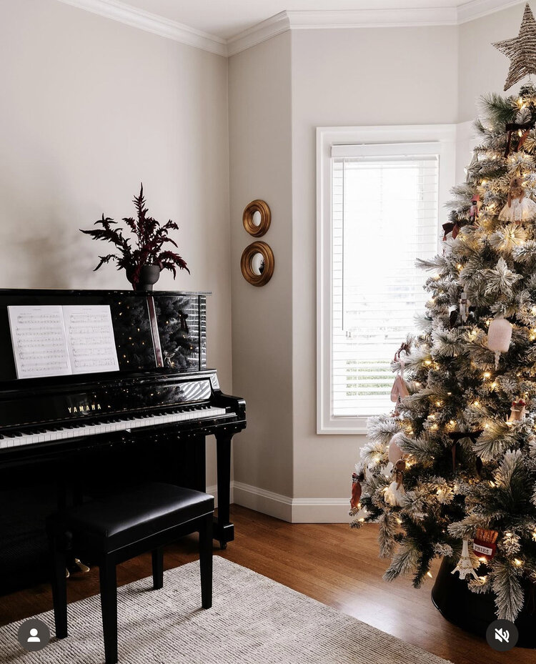 Gold Convex Mirror 10"