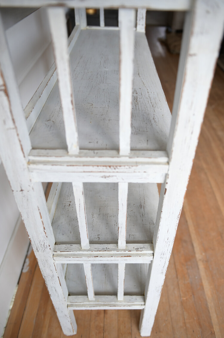 Vintage Vintage Painted Hungarian Bookcase Shelves (warehouse item)