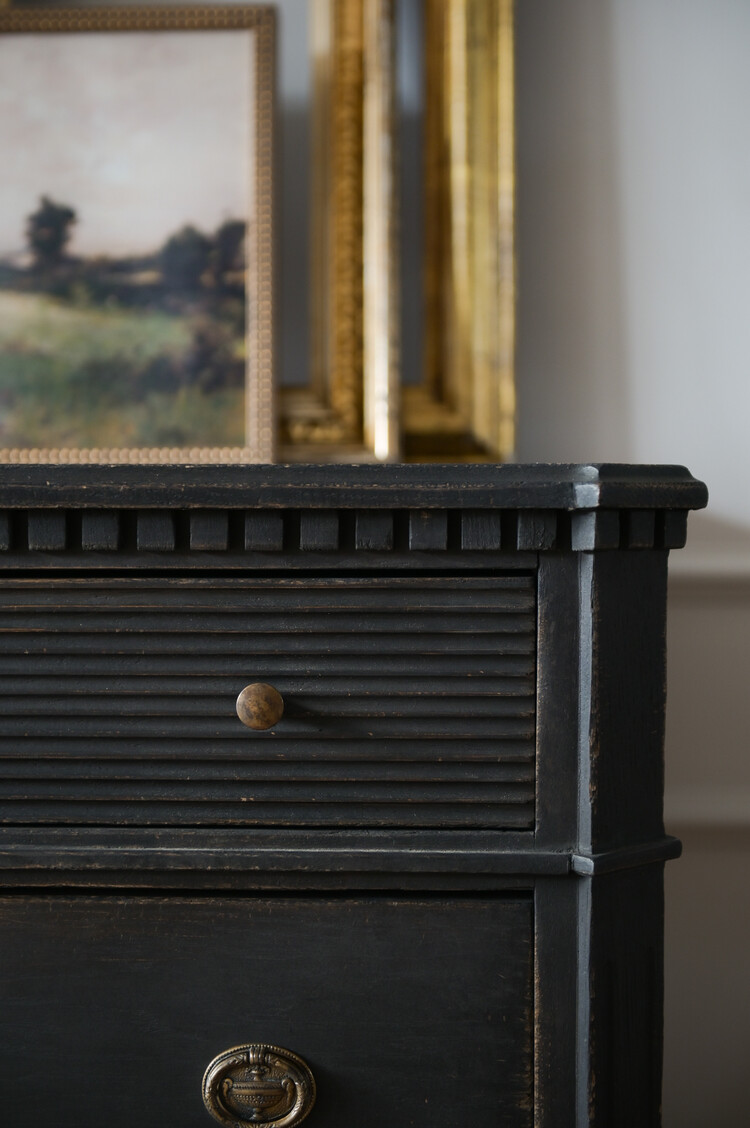 Black Antique Gustavian Chest of Drawers