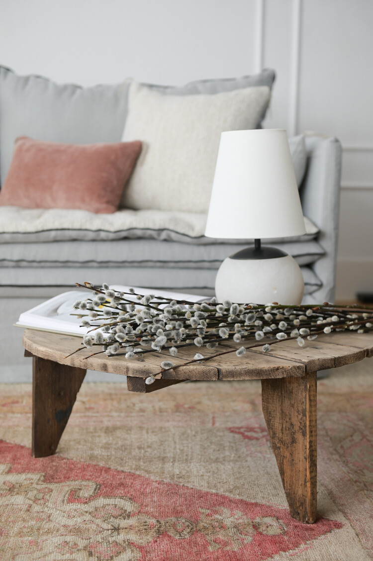 Terri Large Round Table Lamp in Alabaster