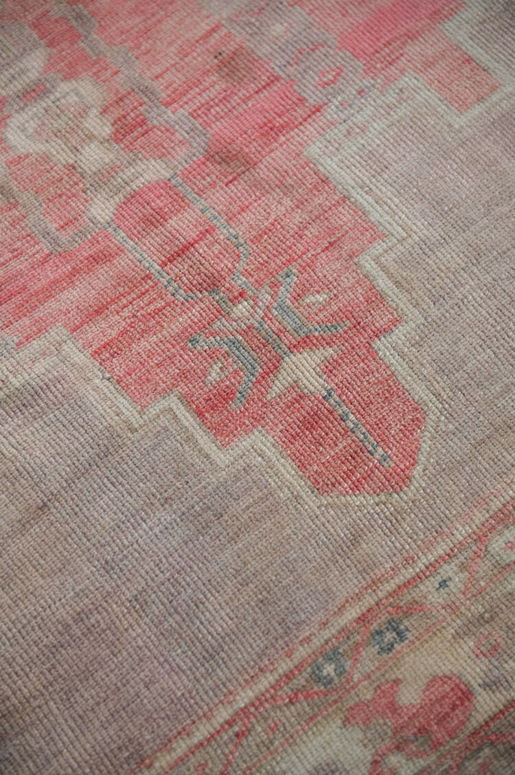 Vintage Vintage Wool Rug