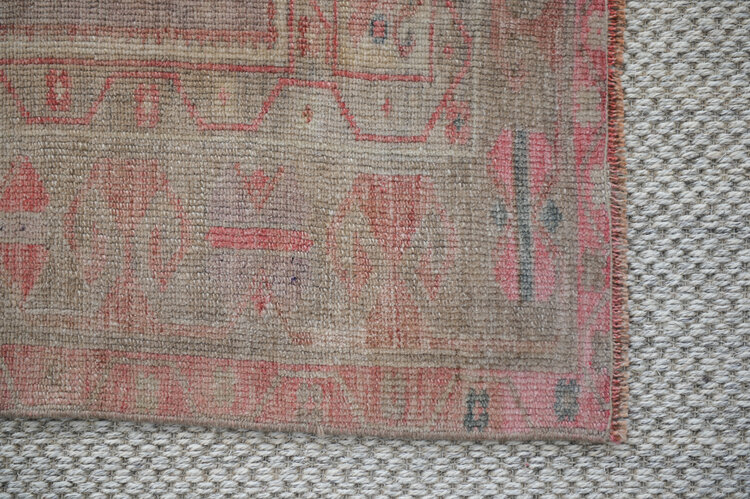 Vintage Vintage Wool Rug