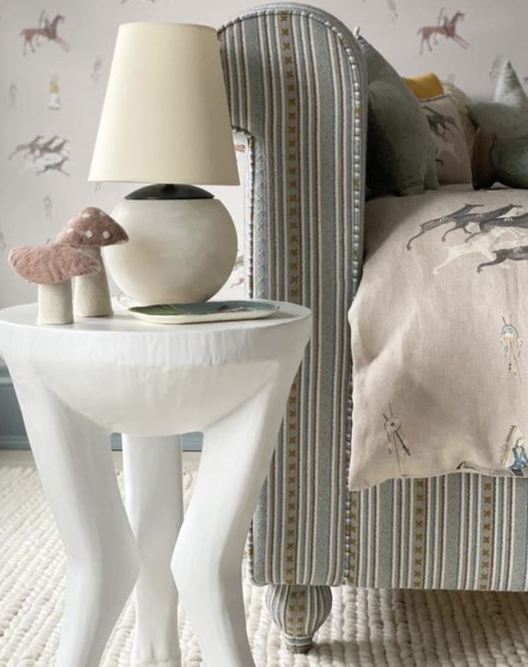 Terri Large Round Table Lamp in Alabaster