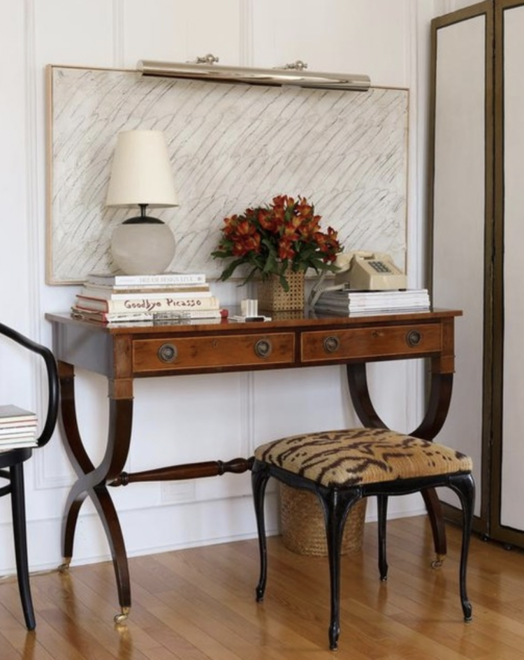 Terri Large Round Table Lamp in Alabaster