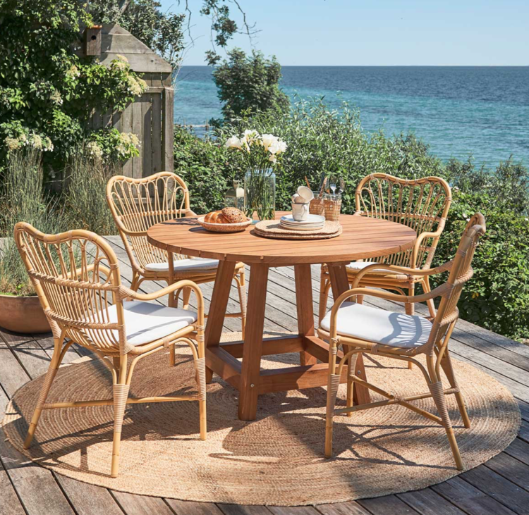 George Outdoor Teak Round Table w umbrella hole