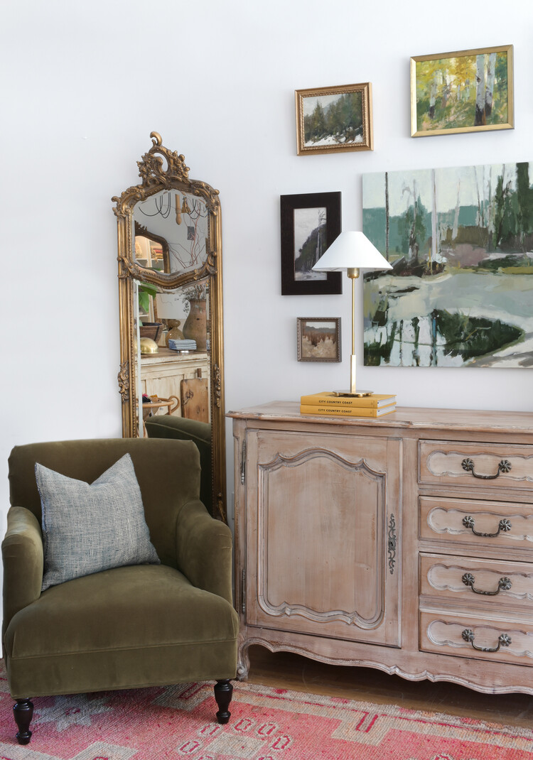 Gild & Co. Julien Mirror, cartouche crown (warehouse item)