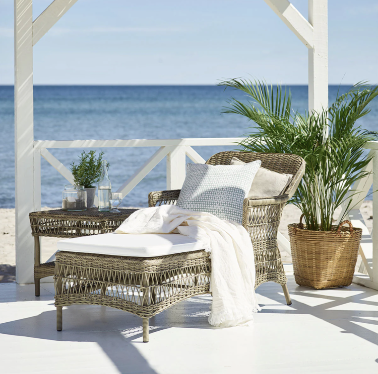 Olivia Outdoor Sunbed