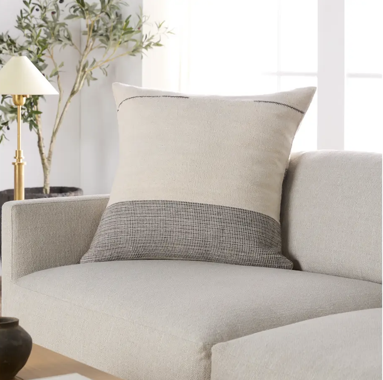 Margosa Naenia Cushion