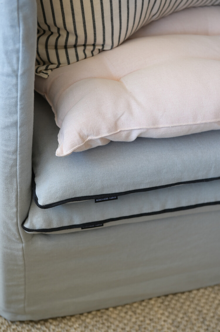 Tufted Overlay Mattress in Powder Pink