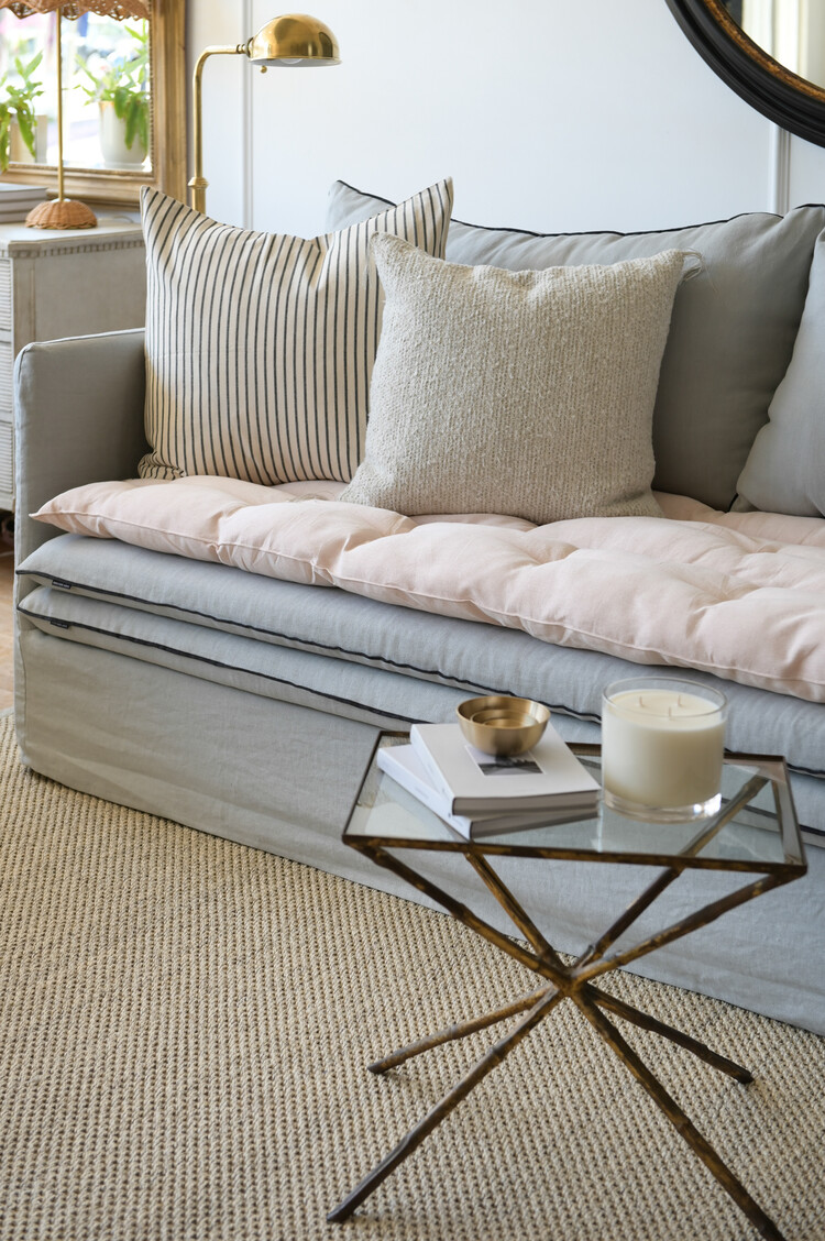 Tufted Overlay Mattress in Powder Pink