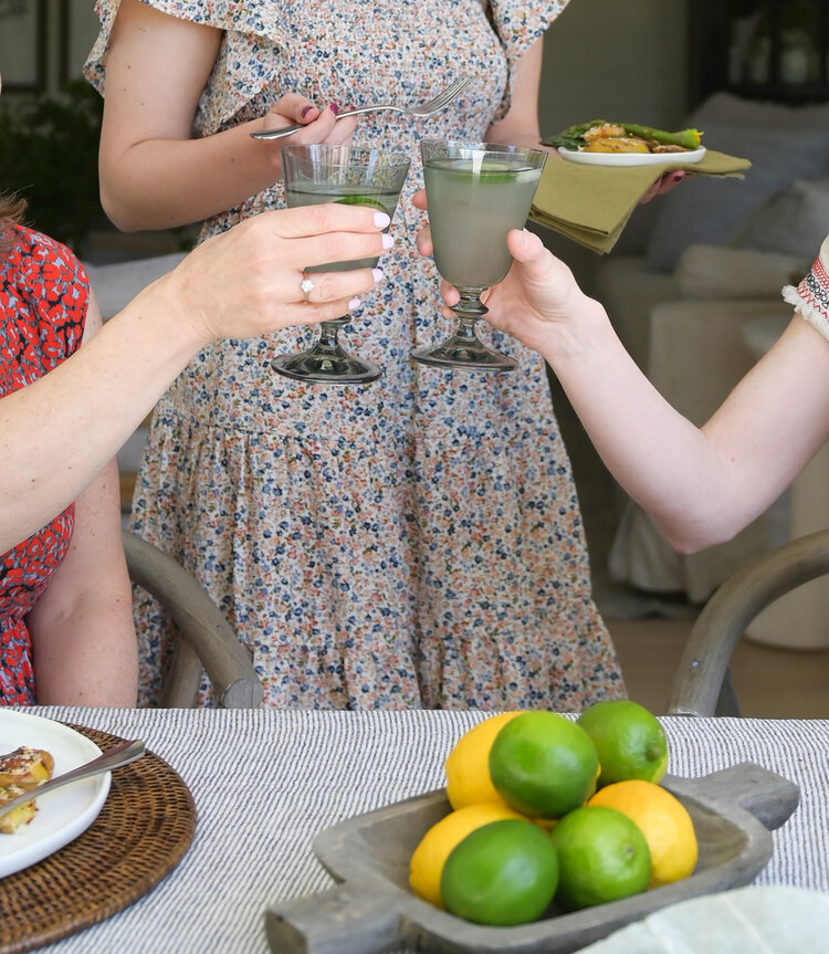 Bella Wine Glass in Laurel Mist