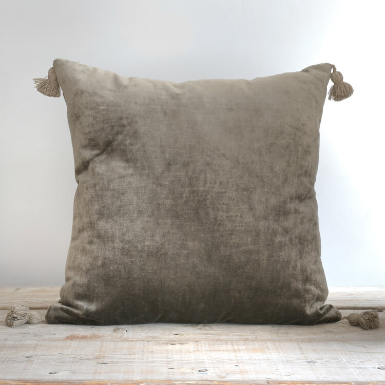 Bérengère Leroy Tsar Velvet Cushion in Écorce/Bark