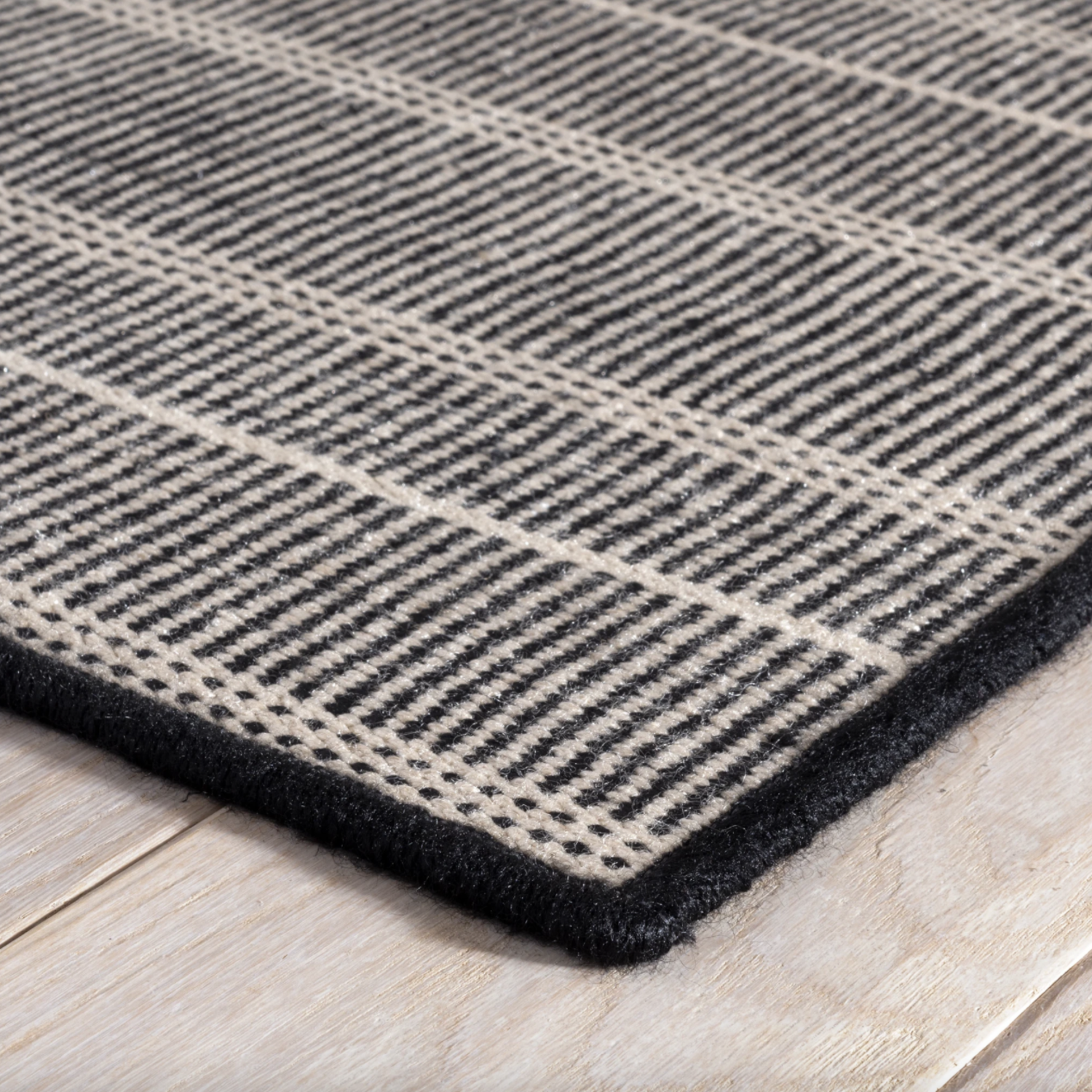 Dash & Albert Samson Black Indoor/Outdoor Rug Vancouver - Gild & Co.